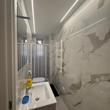 A Due Passi Dalle Cinque Terre N2 斯培西亚